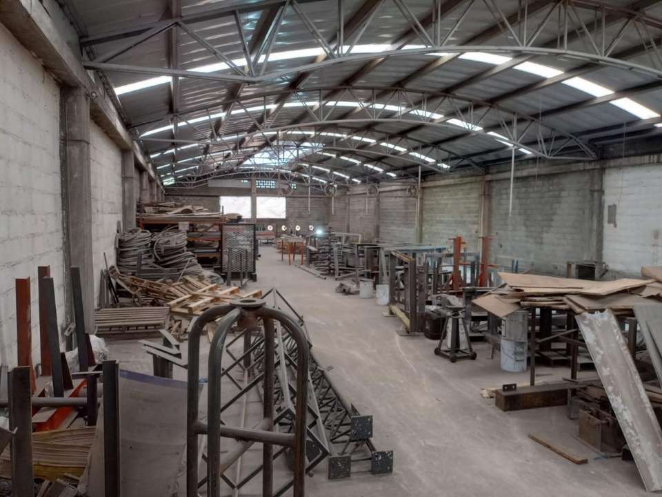 Bodega en PRIMAVERA