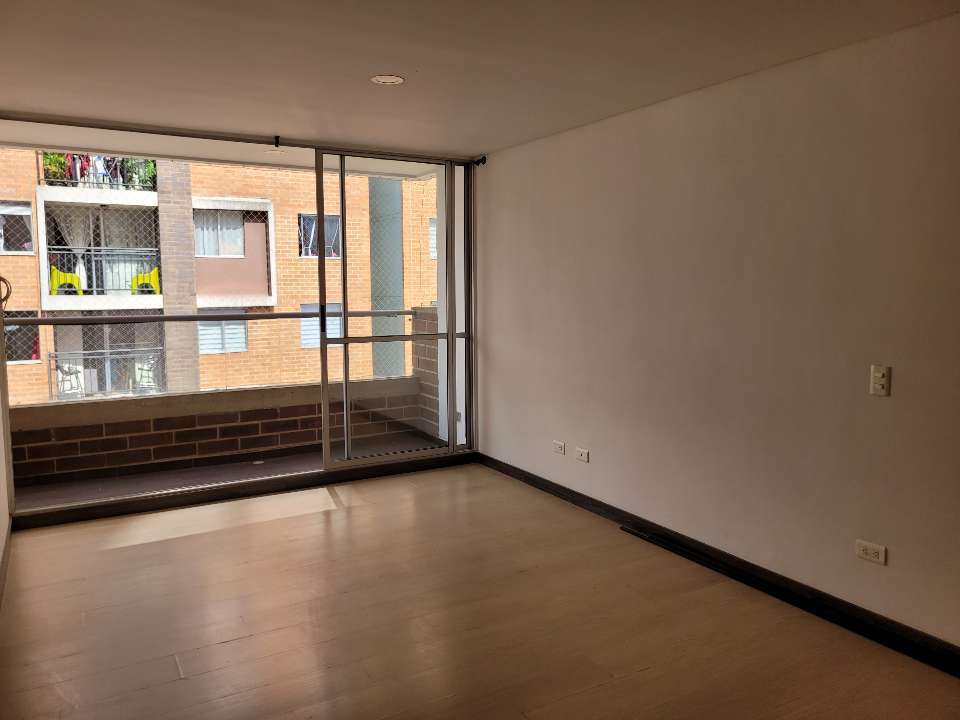 Apartaestudio en Calle Larga