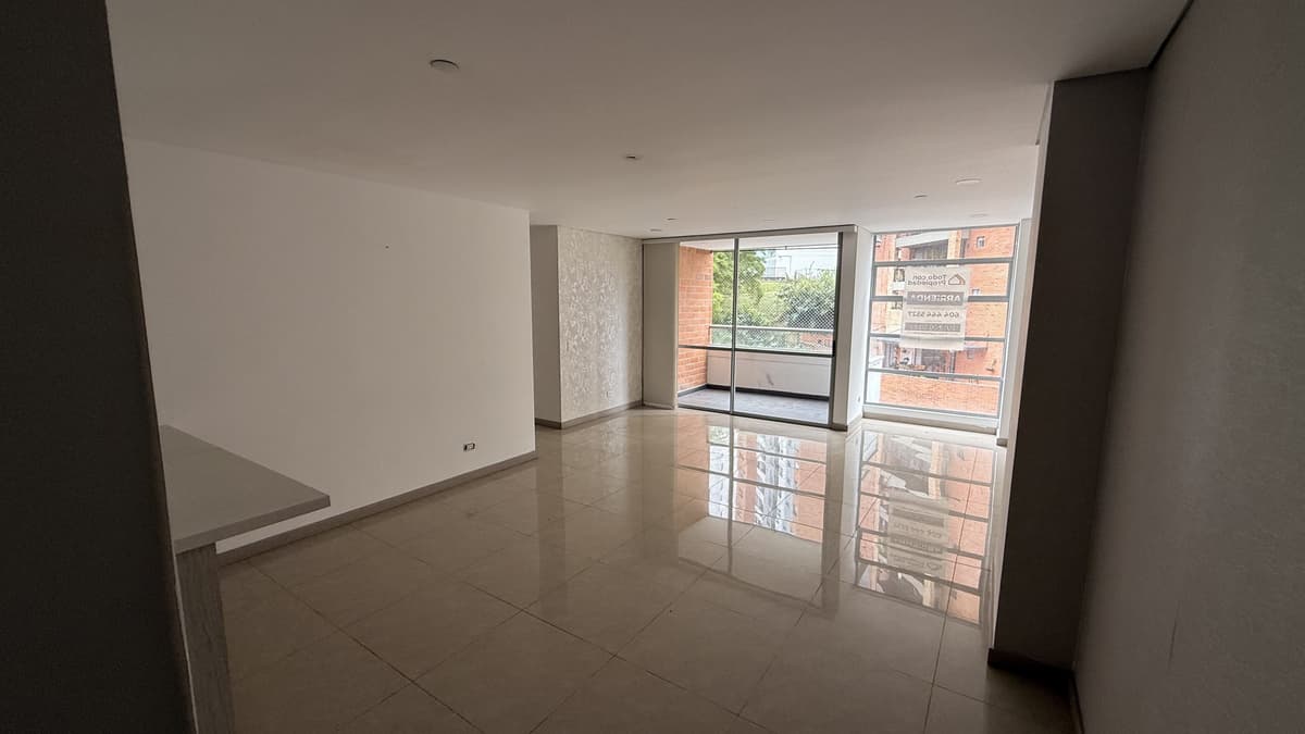 Apartamento en Poblado  encierro